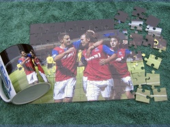 Gillingham Jigsaw in matching mug.