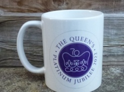 Platinum Jubilee Mug with Circle.JPG